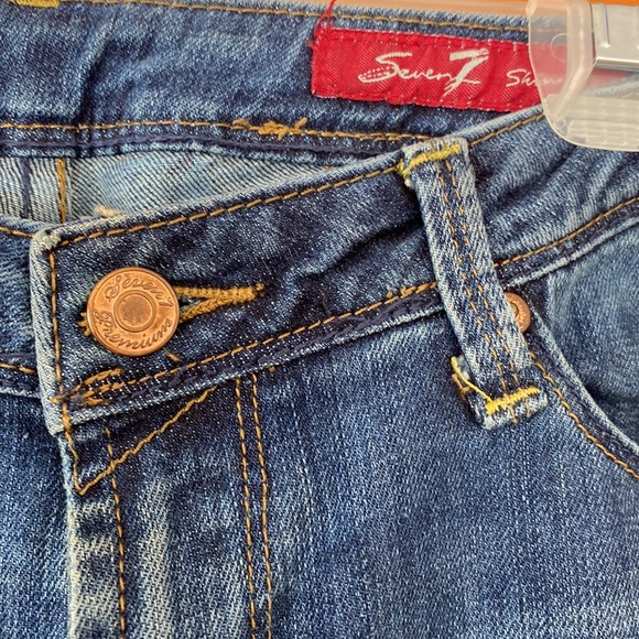 Seven7 skinny jeans in size 26.  Blue denim. - Picture 2 of 9